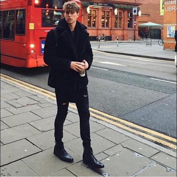 Calvin Klein Stokely leather boot 10.5 almost new - Picture 1 of 7